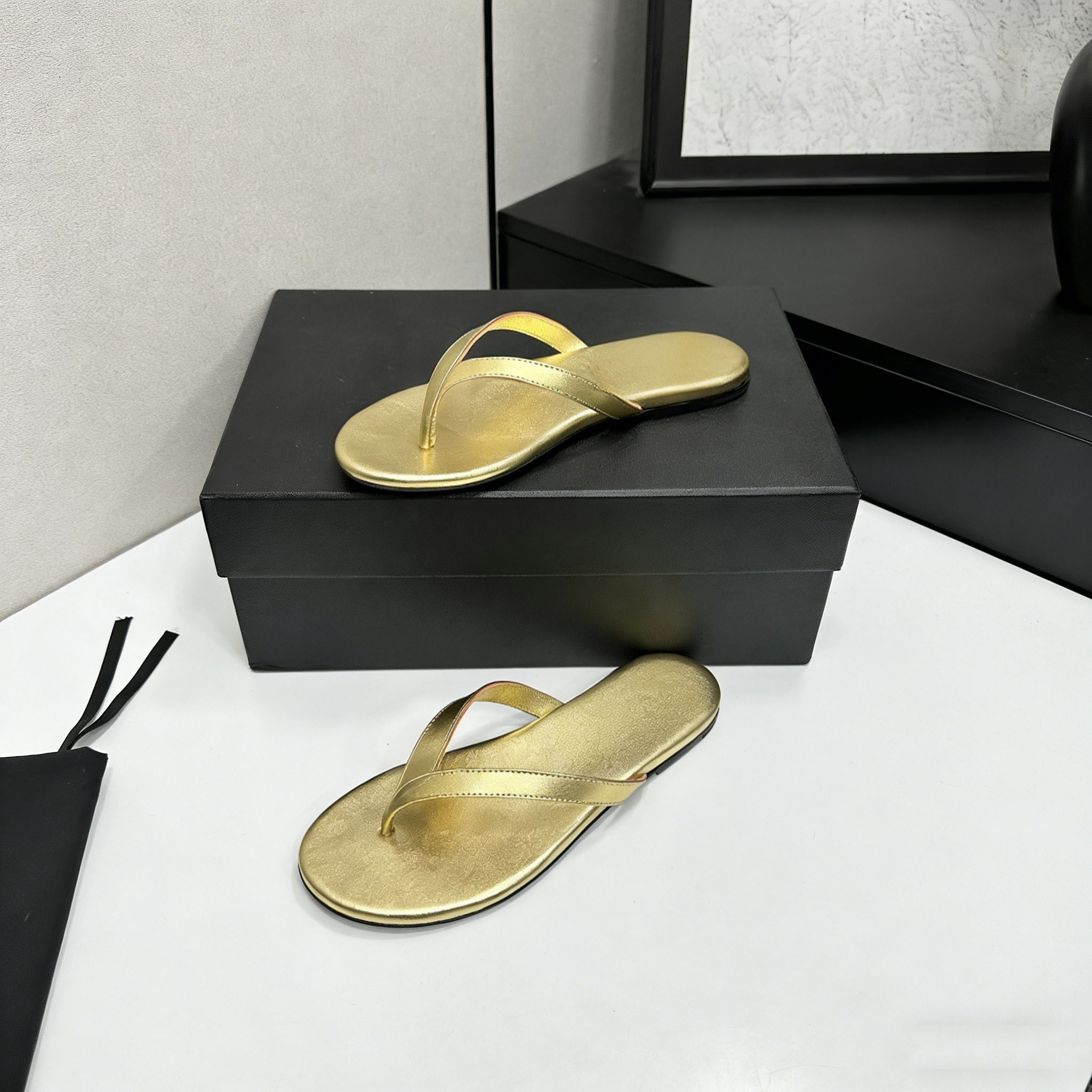 Gold Chain Sandal - High-Quality Casual Fashion Ladies Comfortable Slippers