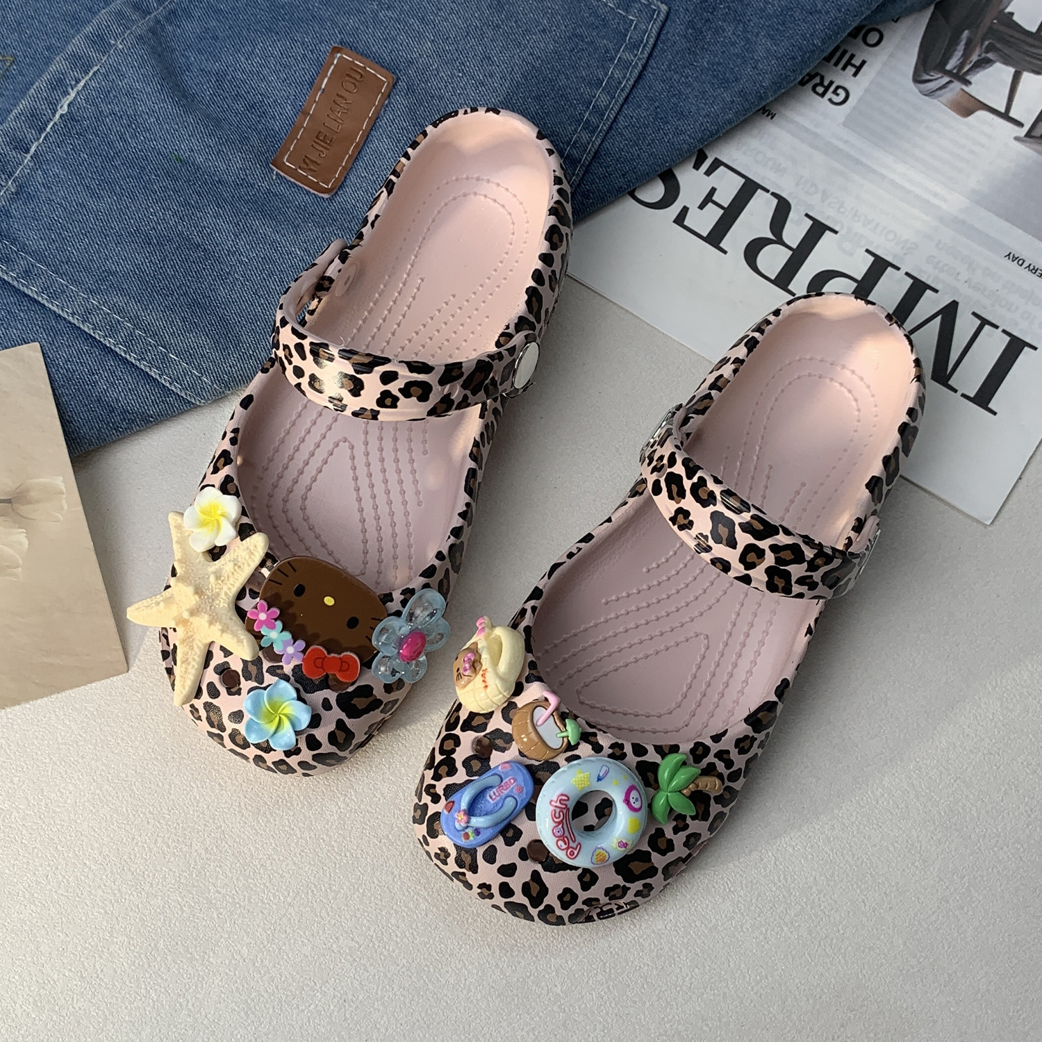 Cute Cartoon Hello Kitty Beach - Women'S Shoes Clogs 리뷰 및 가격